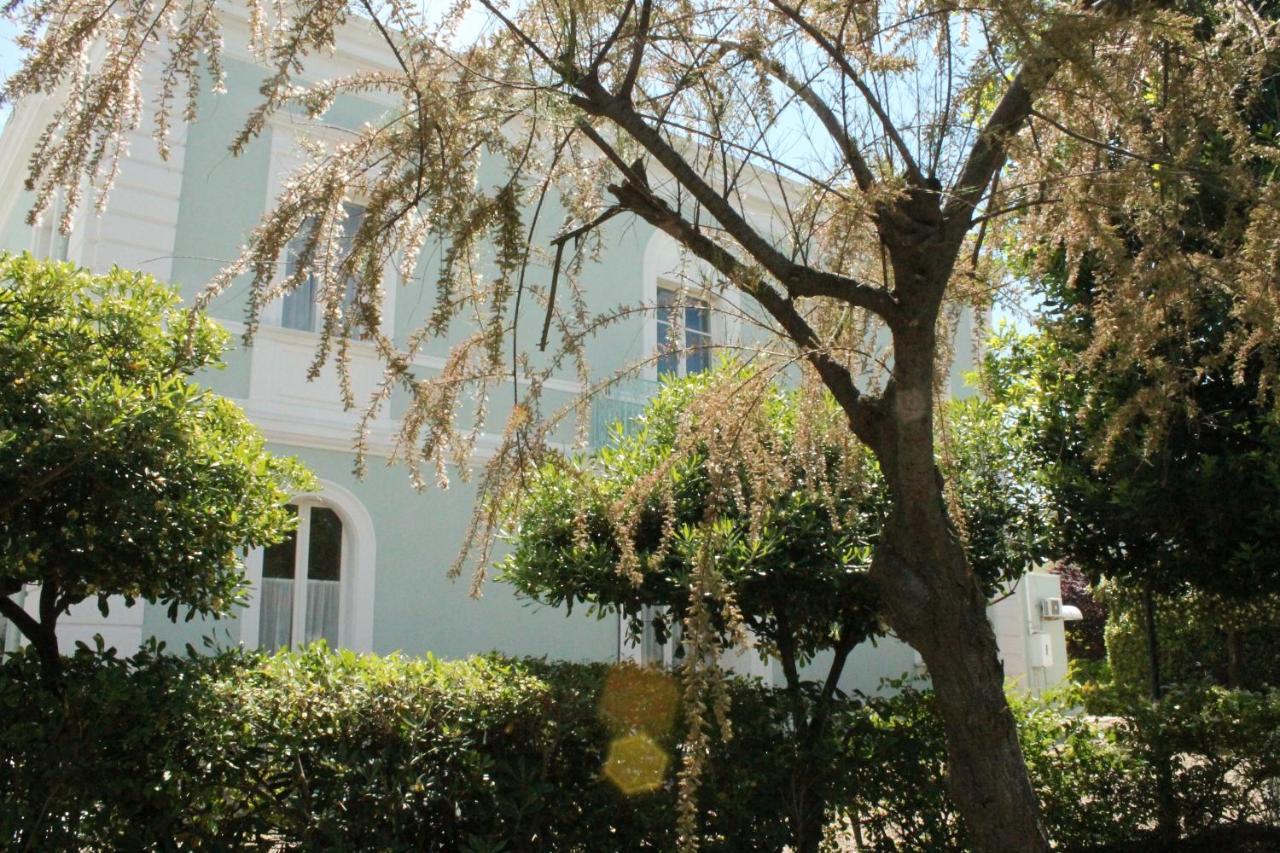 Villa Arlini 피네토 외부 사진