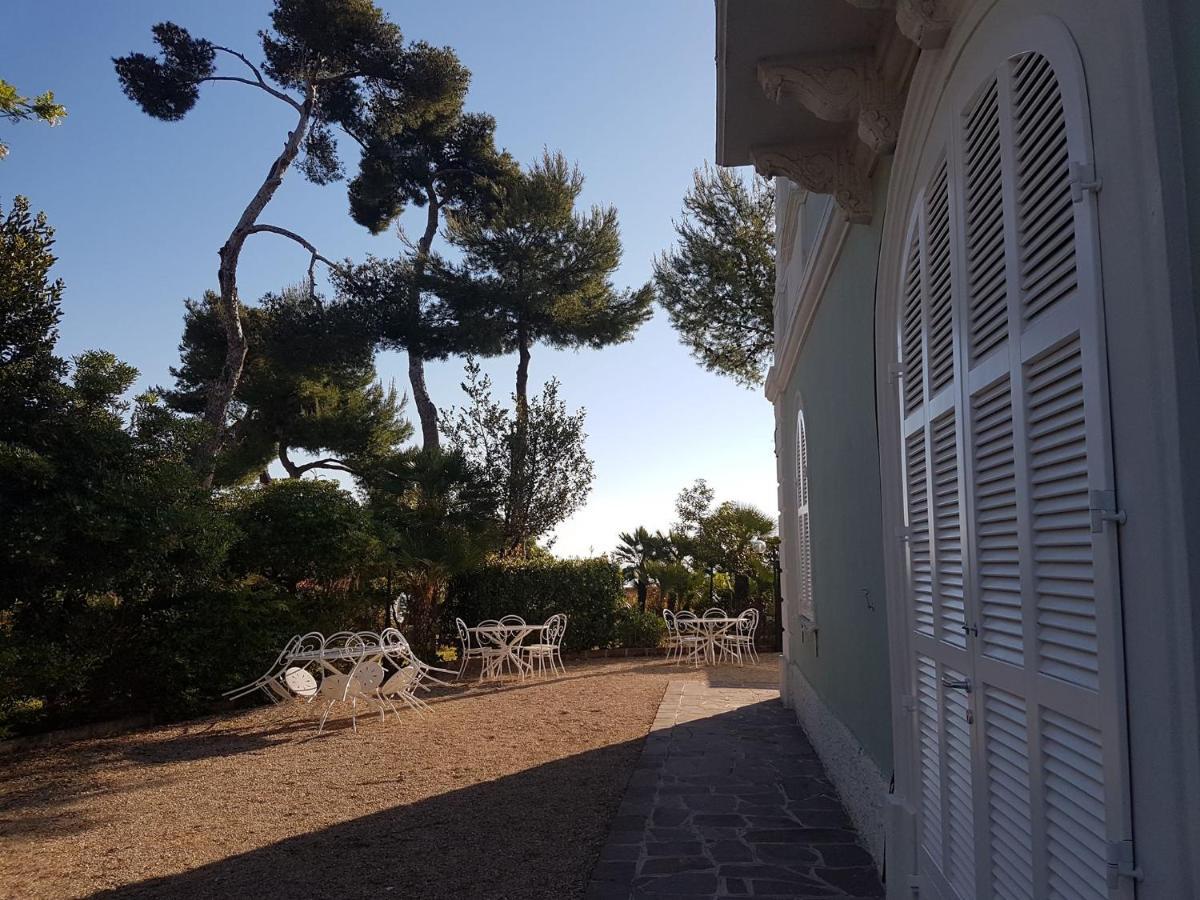 Villa Arlini 피네토 외부 사진